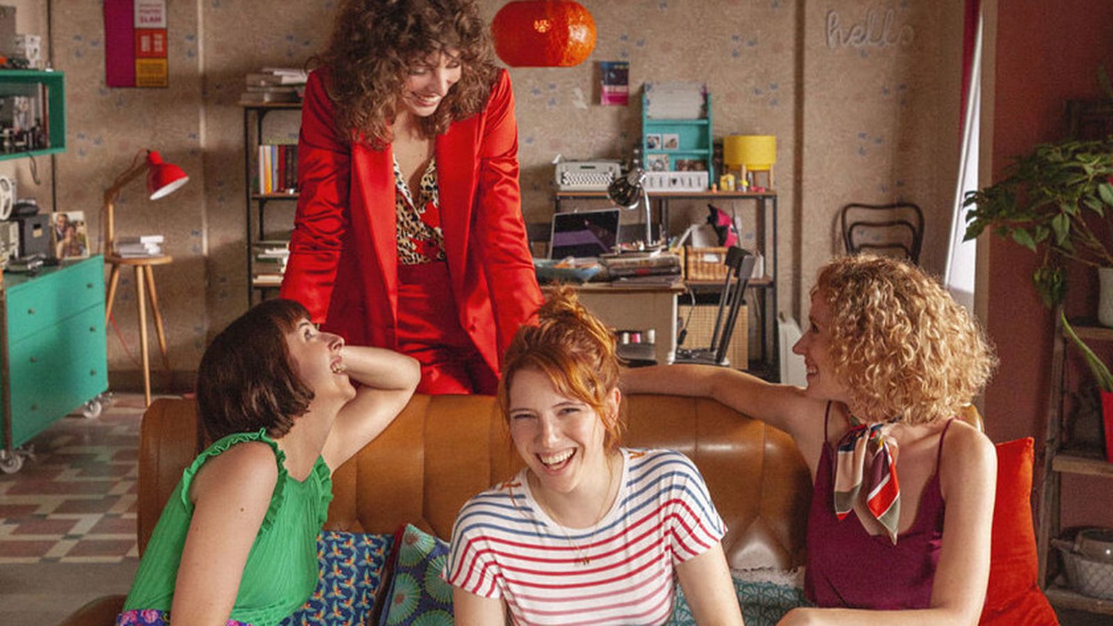 Imagen promocional serie Valeria. /NETFLIX