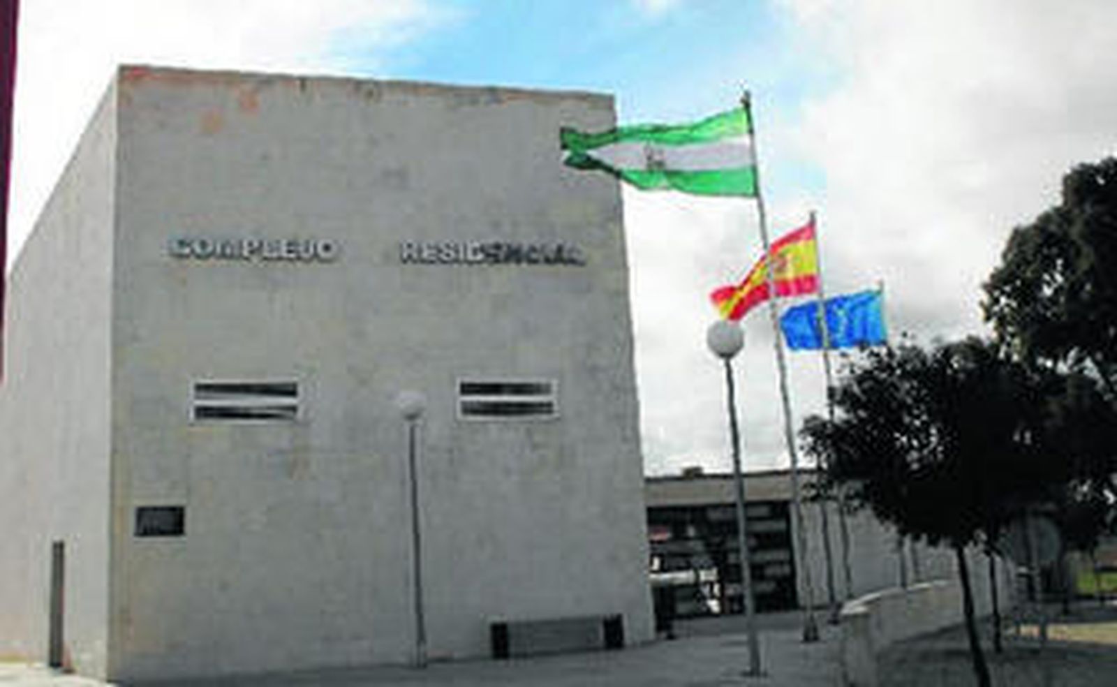 Puerta de entrada a la Residencia Universitaria de Belmez.