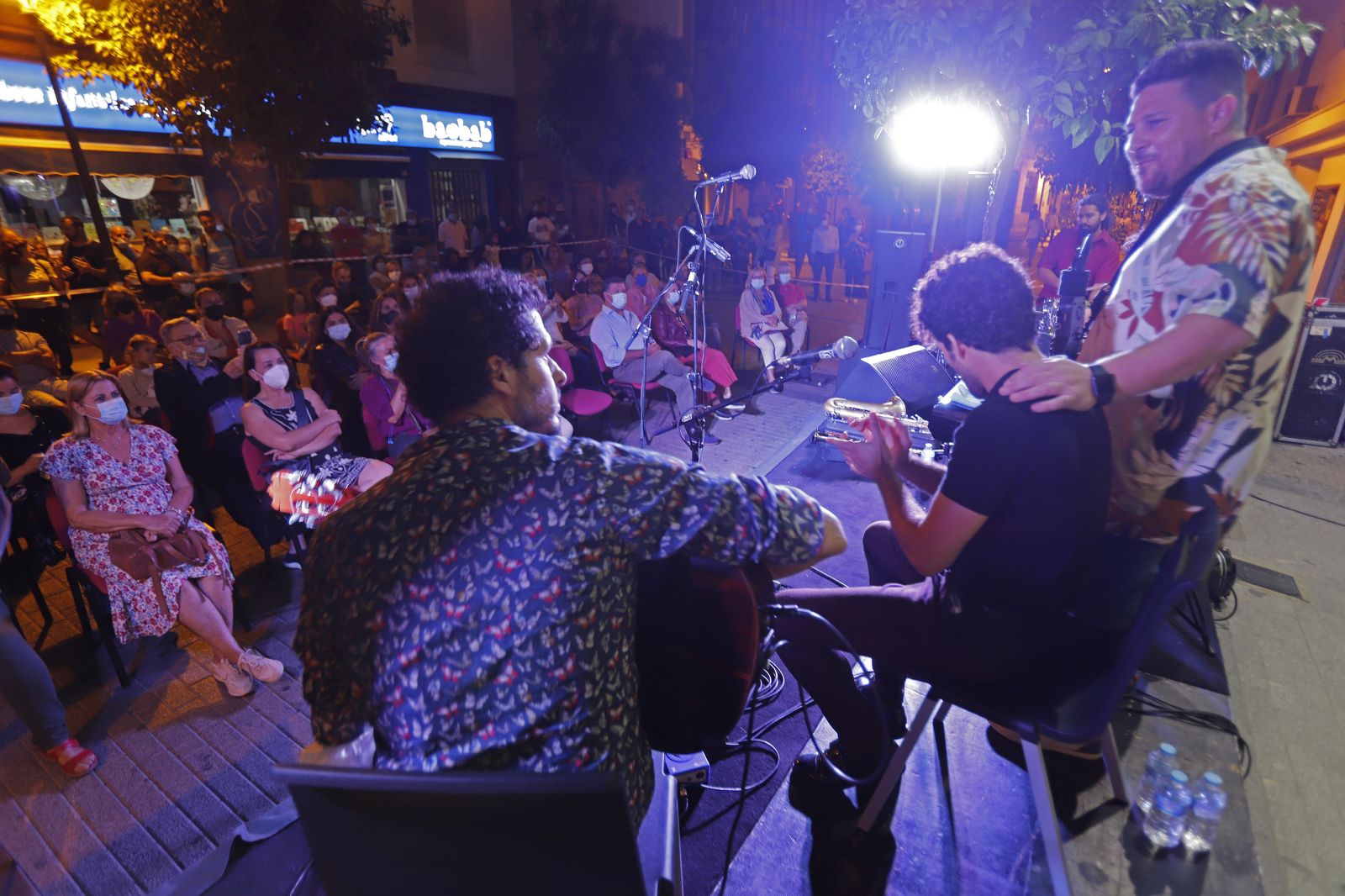 Imágenes de la  celebración del 'VI Ciclo de Jazz en la Calle. Fusión Moderna' de la Fundación Cajasol.