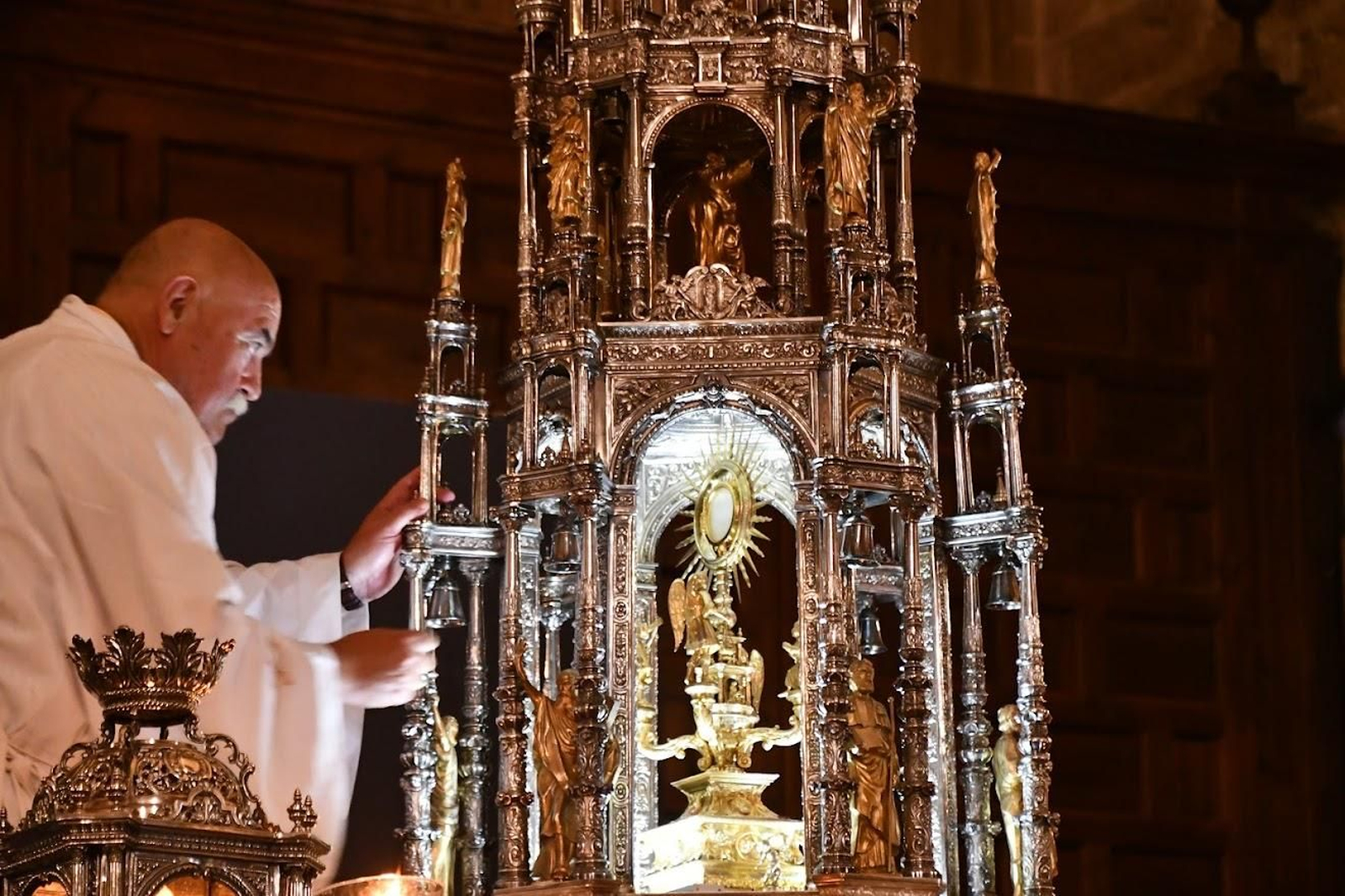 Jaén celebra con devoción la Vigilia Diocesana de Espigas, en imágenes