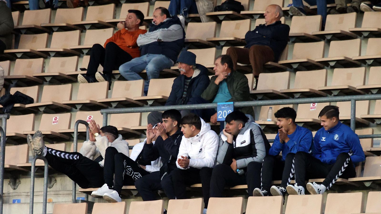 Búscate en el Xerez DFC contra el CD Estepona en Chapín