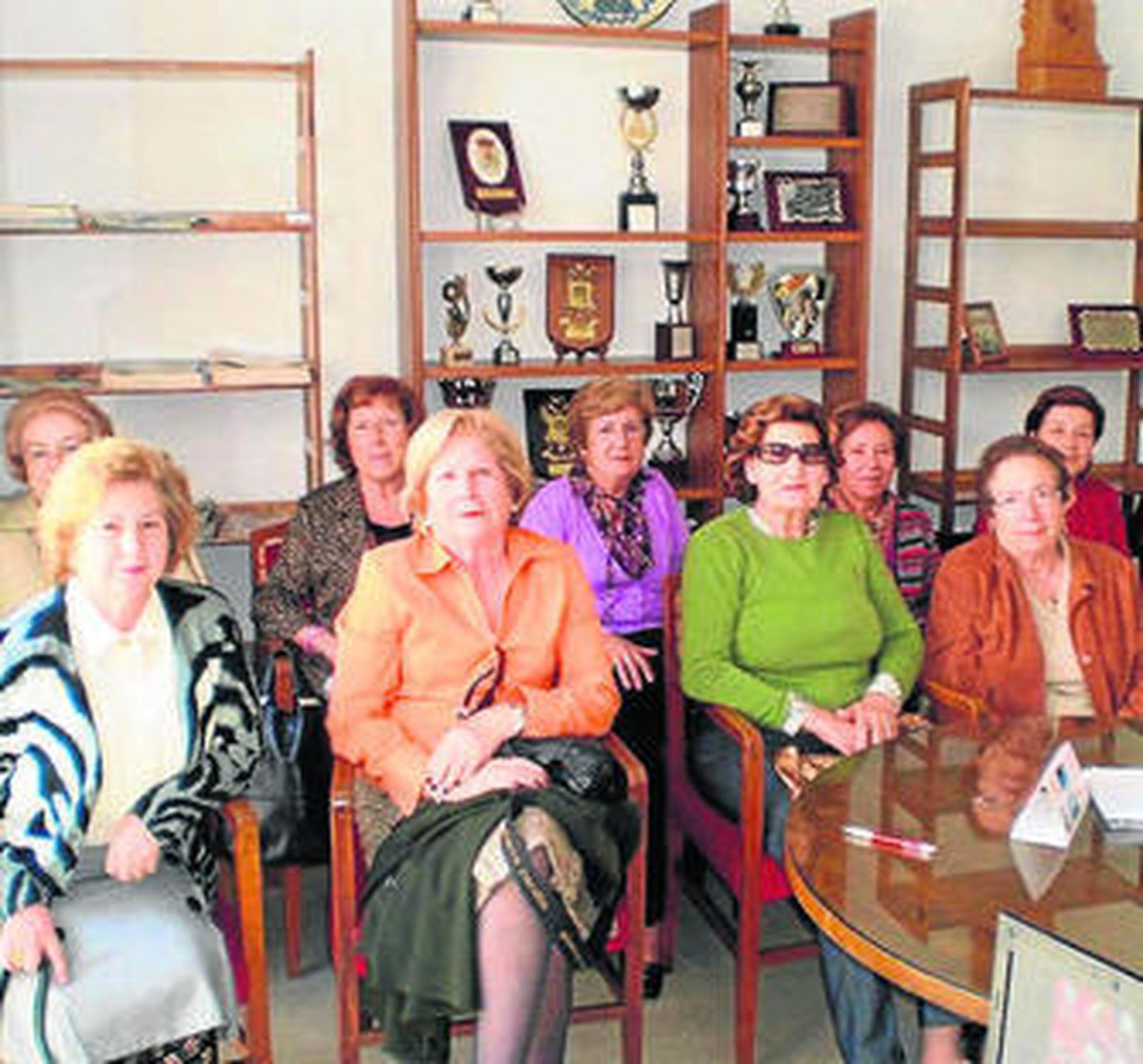 Las mayores participantes en los talleres.