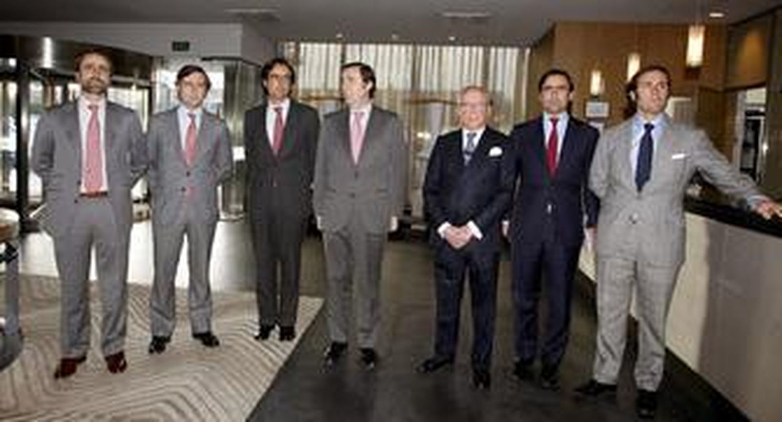 José María Ruiz-Mateos y algunos de sus hijos, en imagen de archivo.