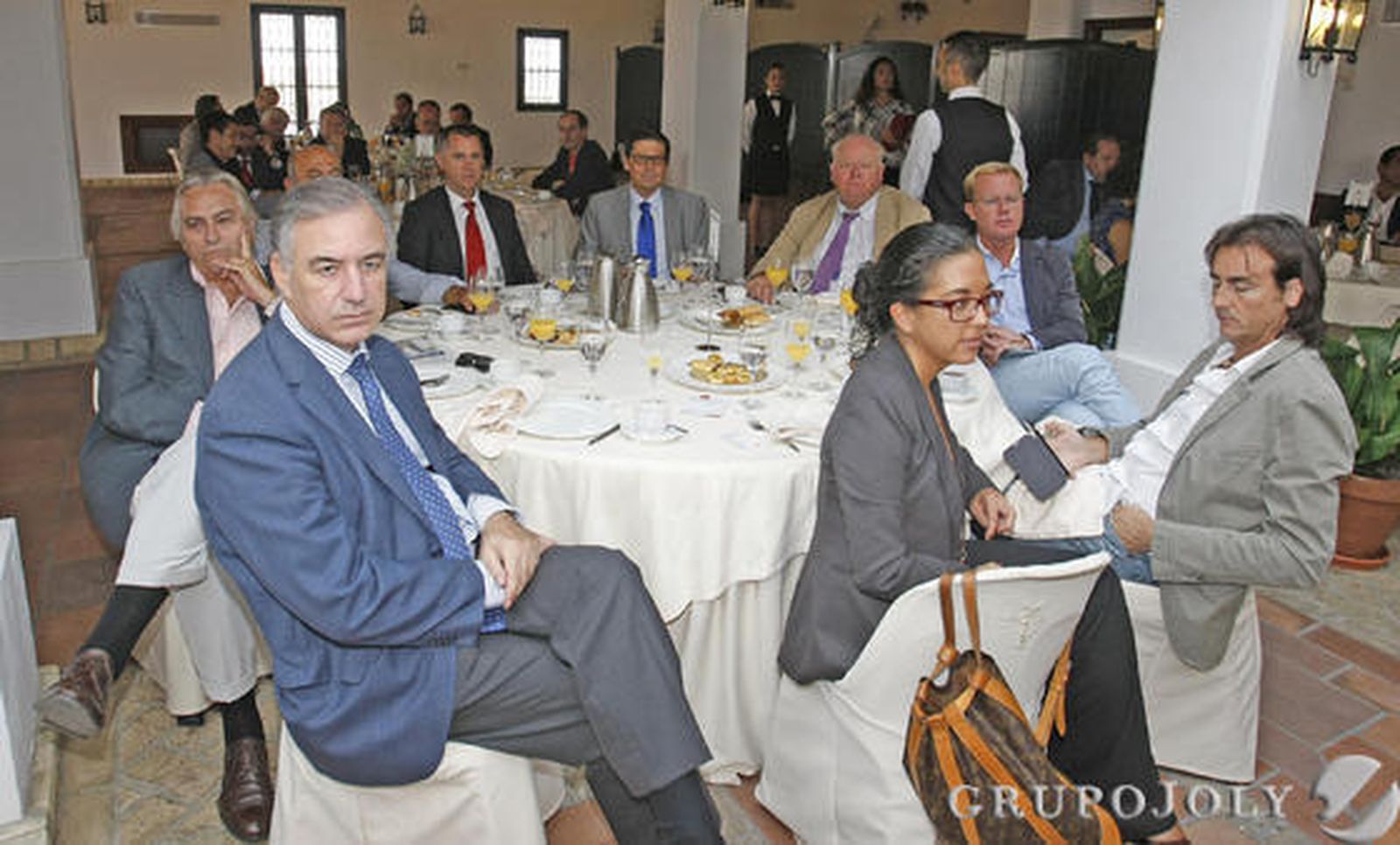 Fernando García Navarro, Leopoldo Jiménez, Miguel Espinosa, Juan Carlos González, José María Rodríguez, Jan de Clerck, Stefaan de Clerck, José Berasaluce y Cristina Ímaz.

Foto: Aranda / Pascual