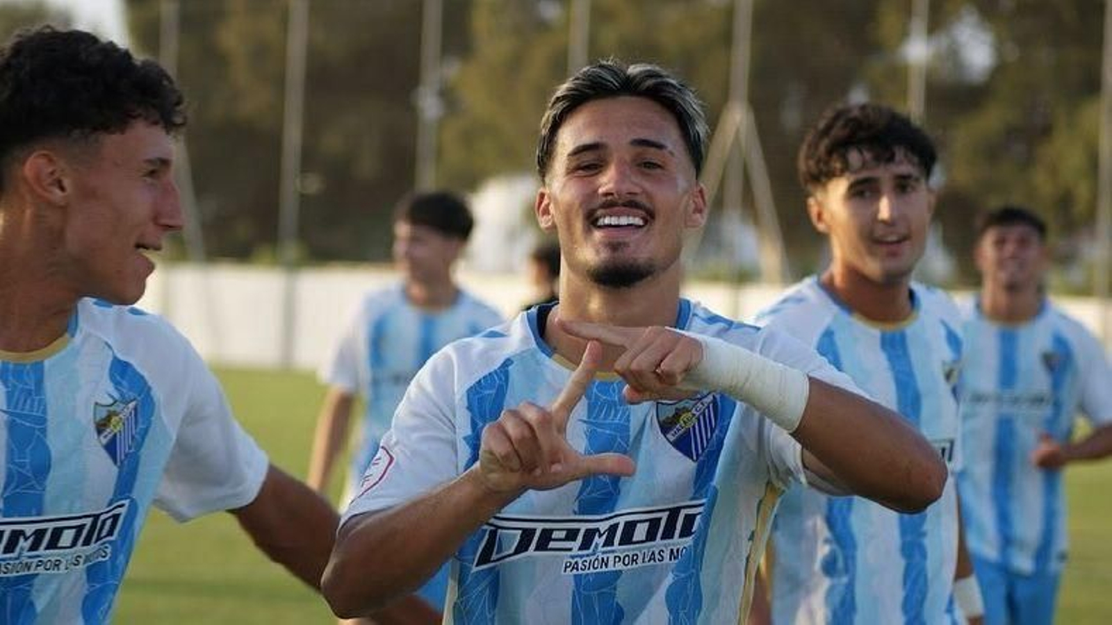 José Fernández celebrando un gol