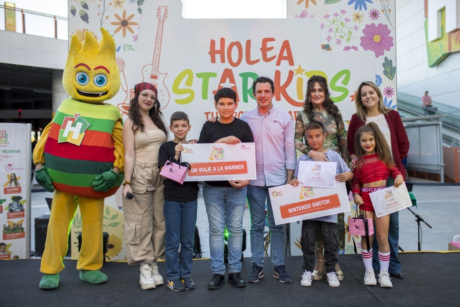 Los ganadores del concurso de talentos de Holea.