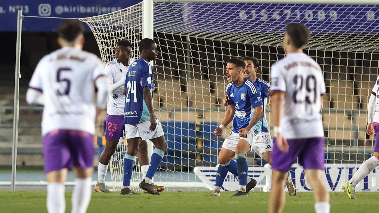 Imágenes del Xerez CD contra el Real Jaén CF en Chapín