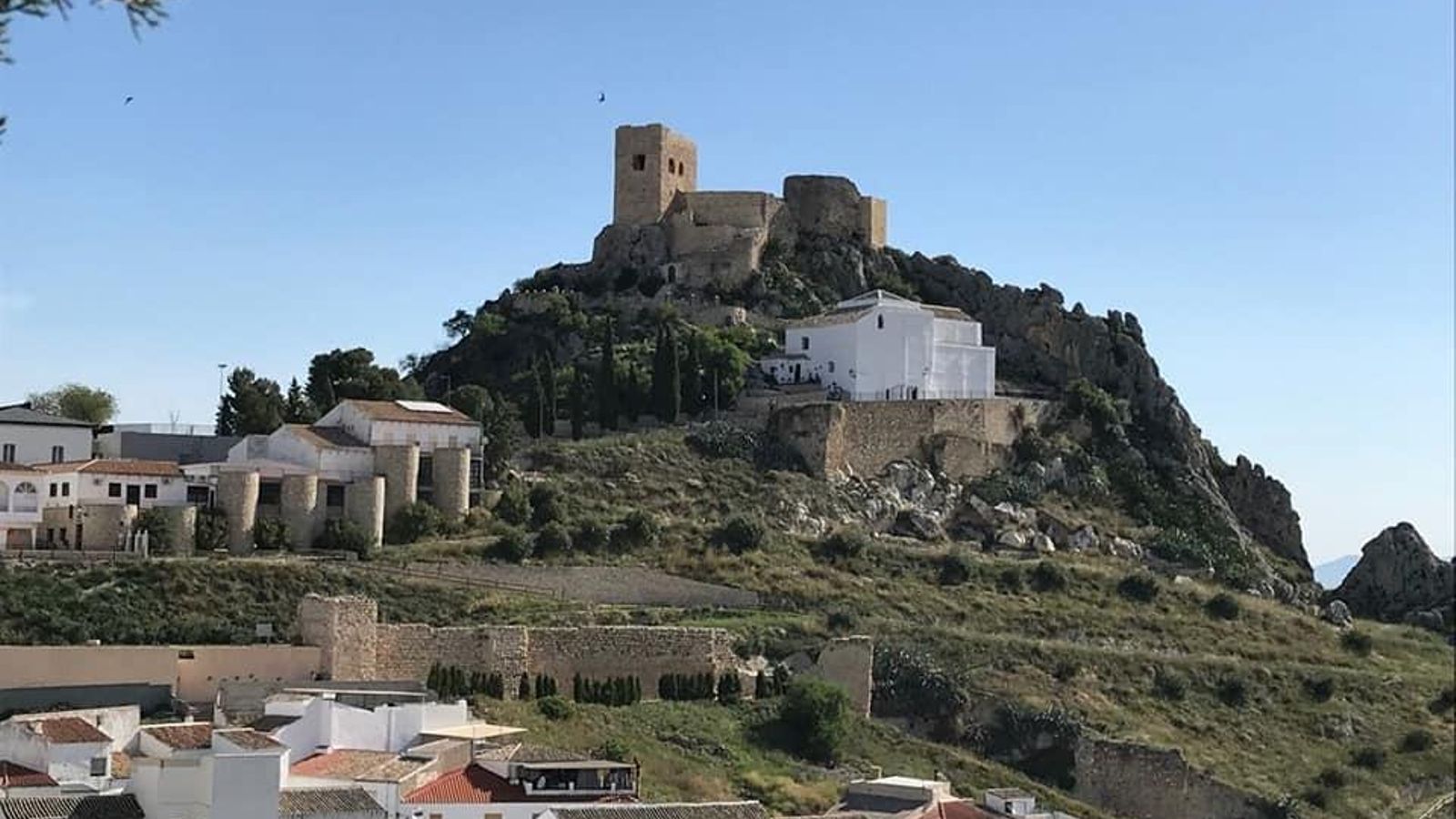 Panorámica de Luque, con el Castillo.