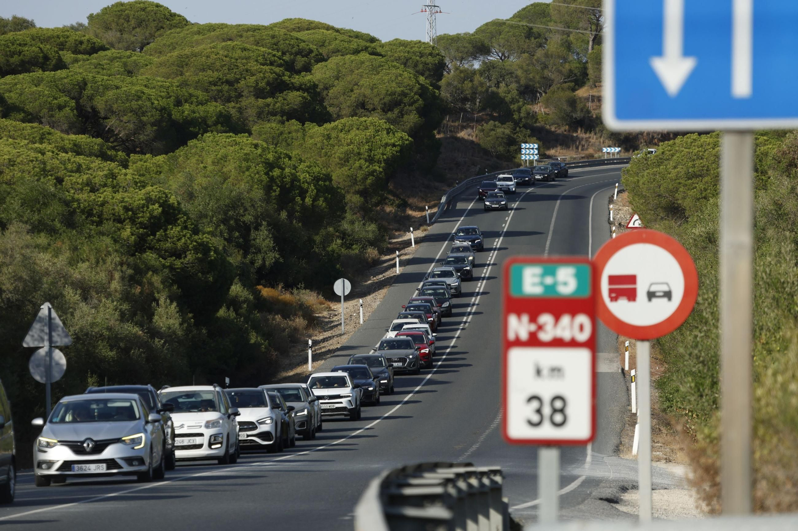 Imágenes del incendio de Tarifa, el segundo en menos de una semana
