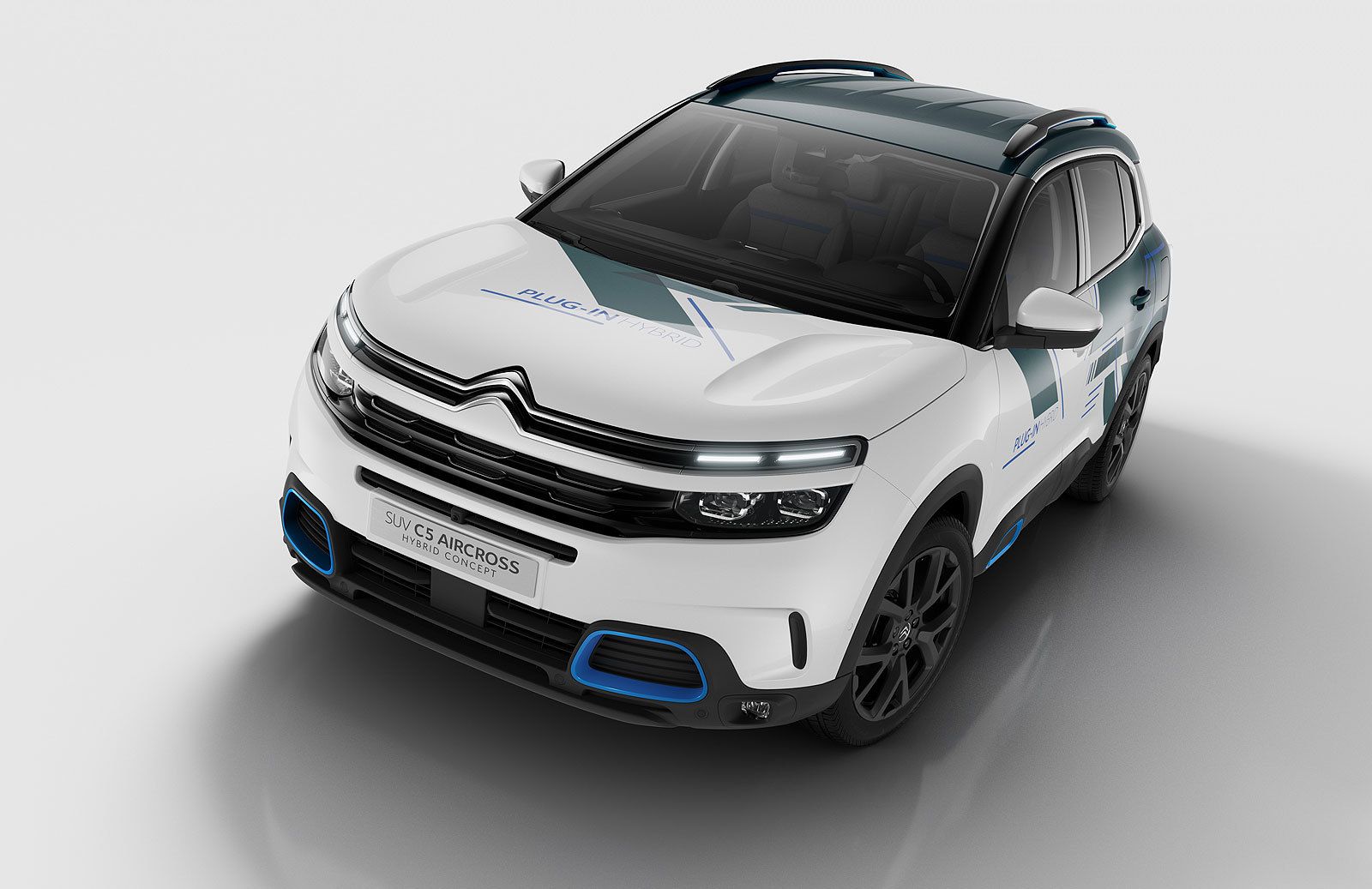 Citroën busca electrificar al 100% su gama y presenta su primer híbrido enchufable