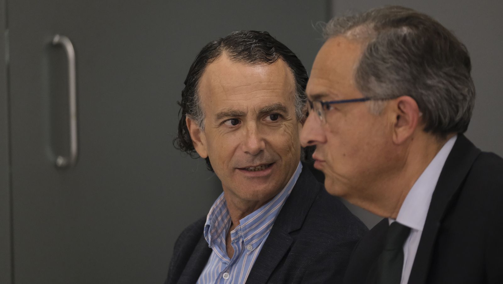 Imágenes sobre el debate del ferrocarril en Almería,  en la campaña electoral andaluza