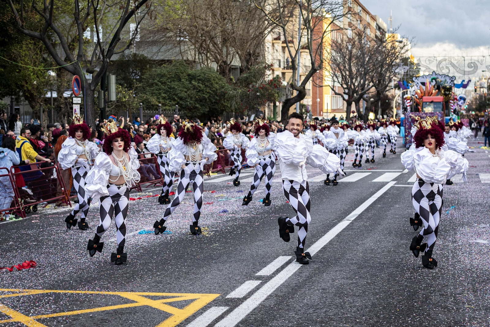 Búscate entre las mejores imágenes de la Cabalgata Magna