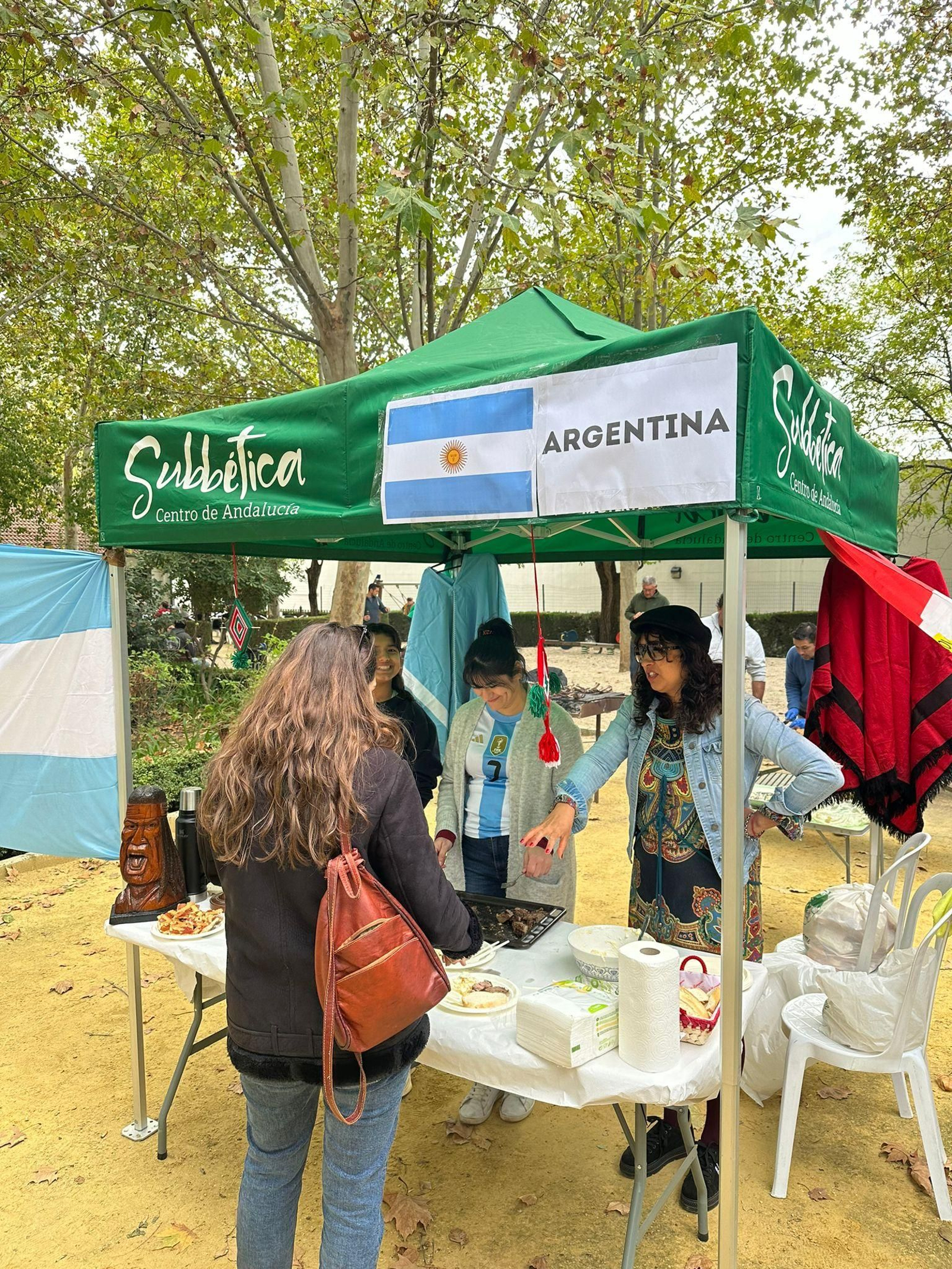 El Membrillo Festival de Carcabuey, en imágenes: senderismo, convivencia y mucha gastronomía