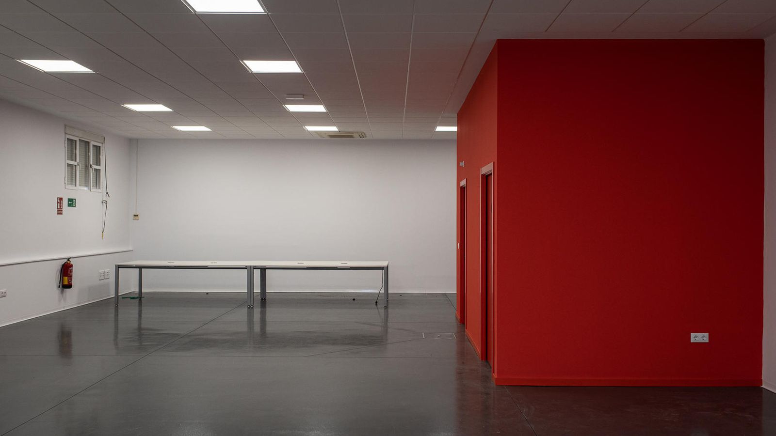 La sede del Caruh cuanta ahora con un espacio diáfano para sus actividades.