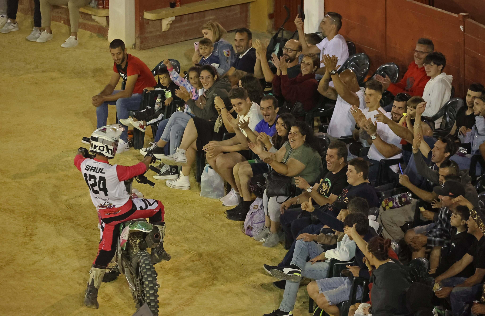 Imágenes del Freestyle Motocross Over Limits en Algeciras