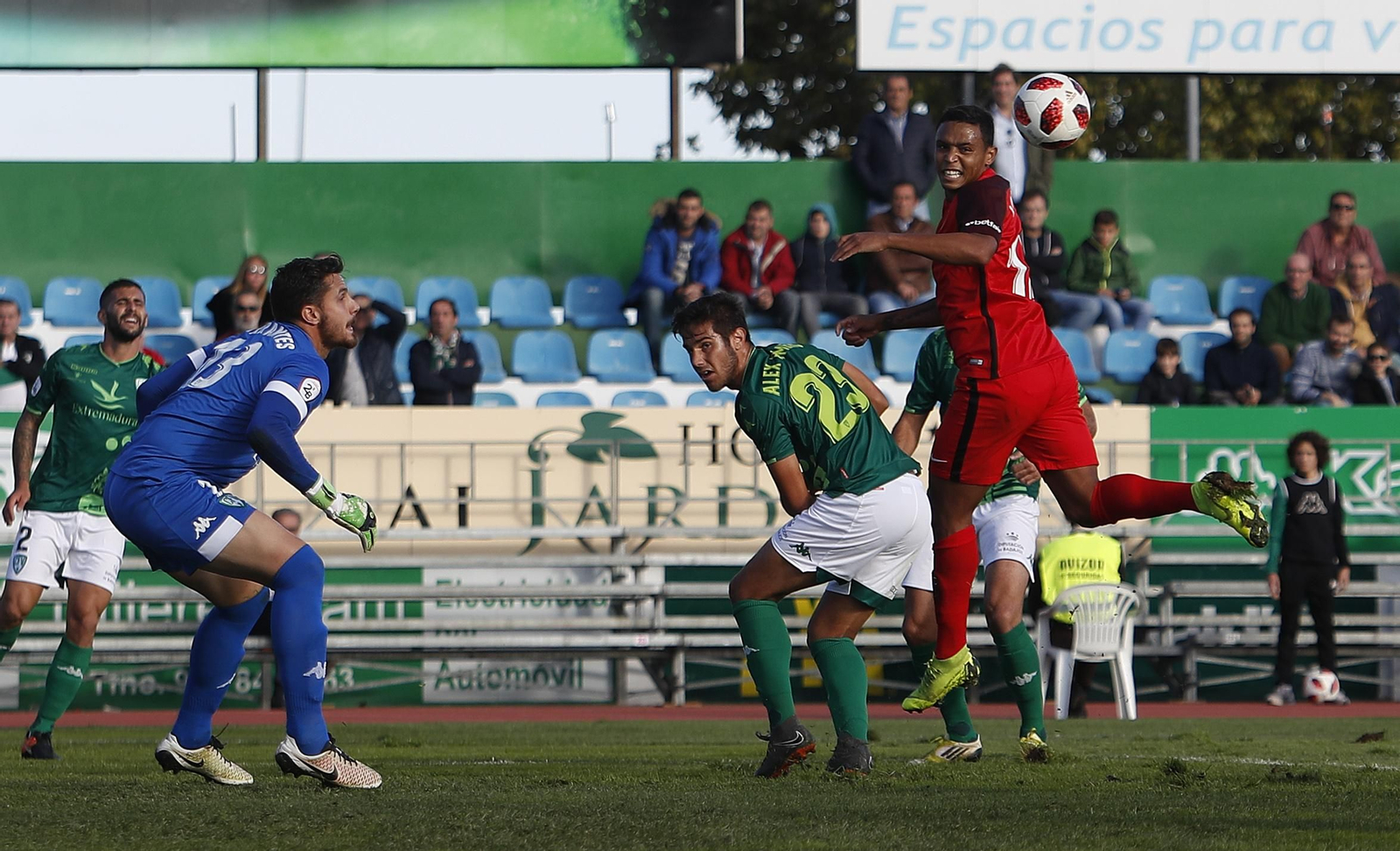 Las imágenes del Villanovense-Sevilla de Copa del Rey