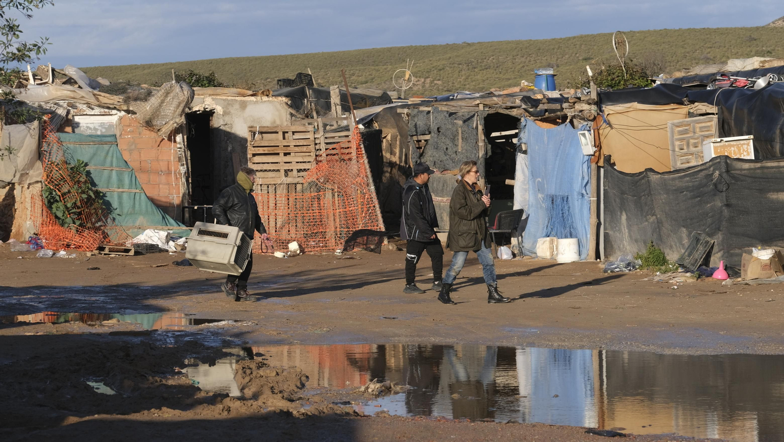 Imágenes del desalojo del asentamiento chabolista 'El Walili', en Níjar