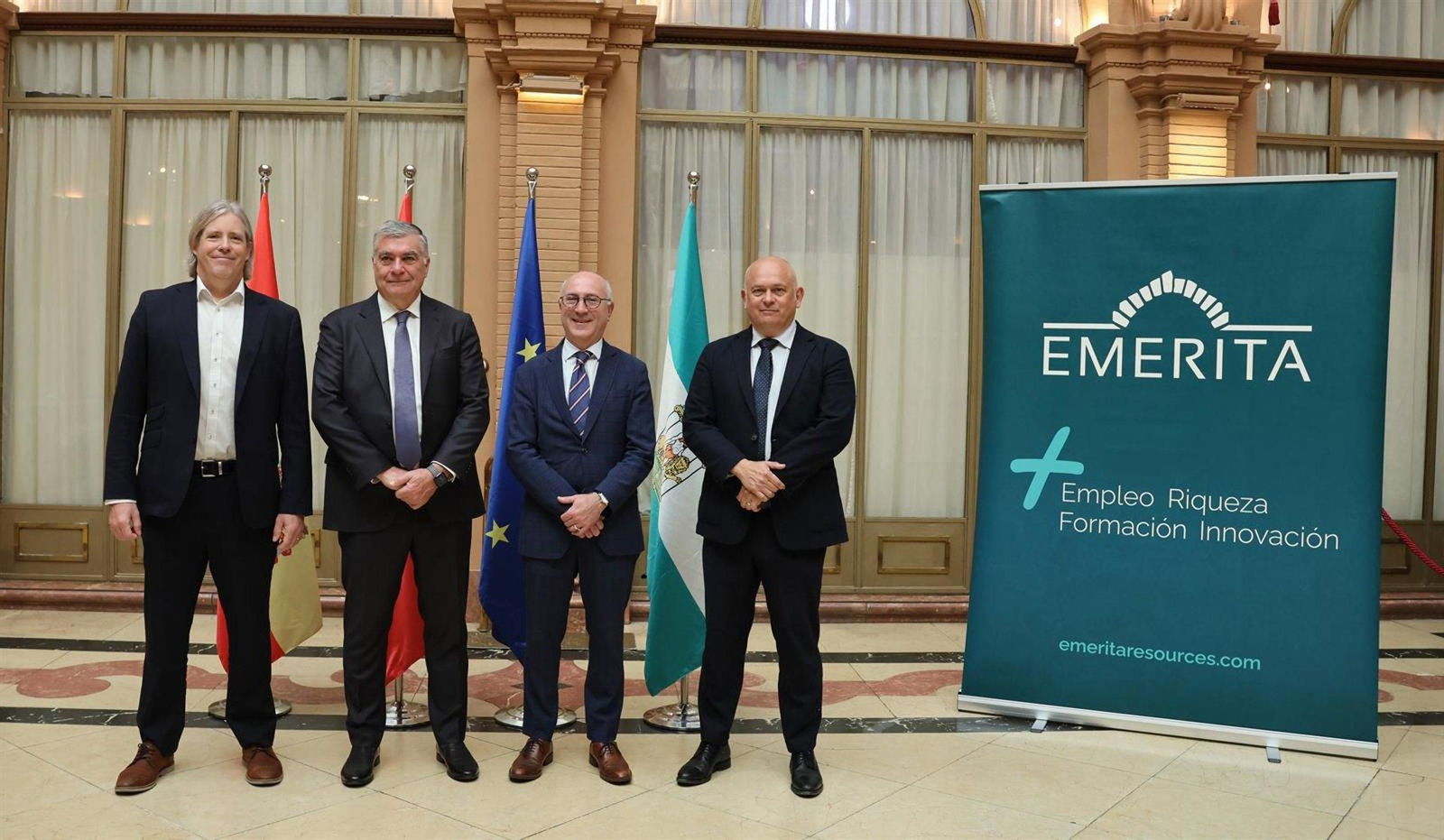 Visita del embajador de Canadá en España, Jeffrey Marder, a las instalaciones de Emerita Resources en Sevilla.