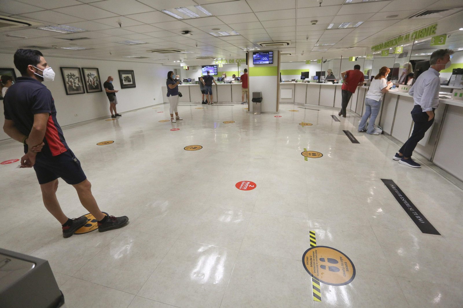 El Corte Inglés de Málaga se prepara para su apertura el lunes, en la fase 2 de la desescalada