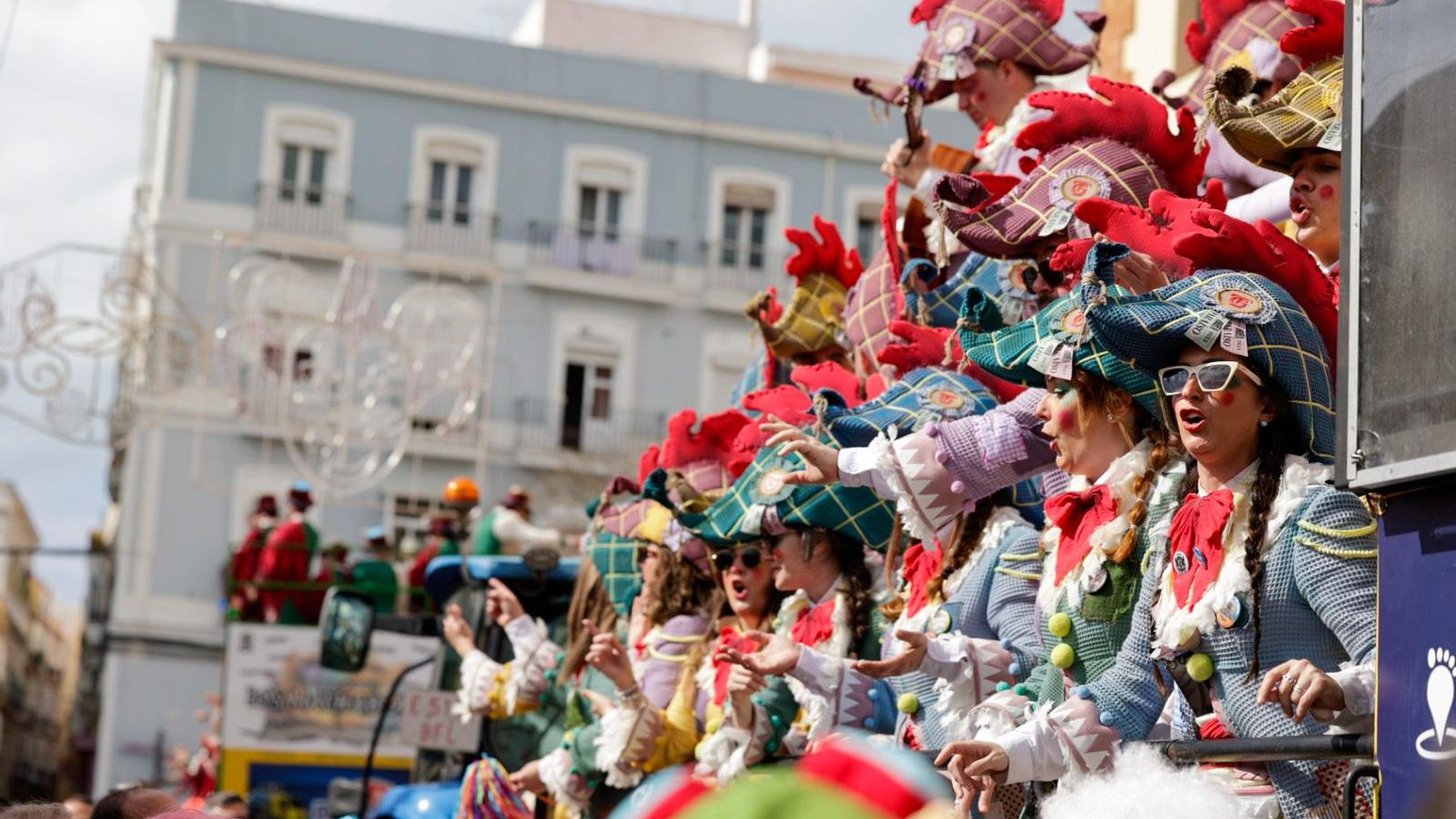 Las mejores imágenes del primer domingo de Carnaval de Cádiz