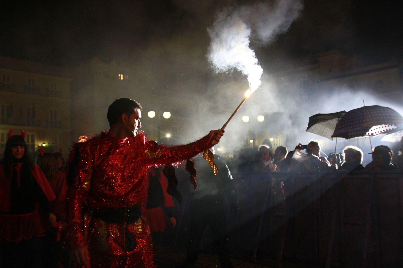 Las imágenes de la quema del Gran Momo de los últimos años