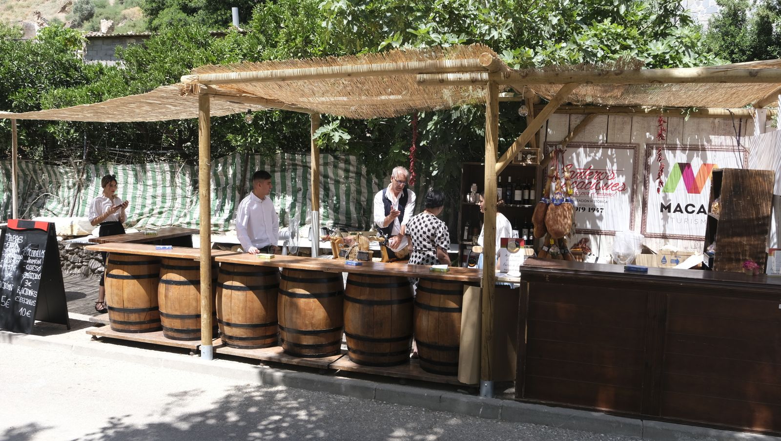 Imágenes de la recreación histórica Canteros y Caciques de Macael