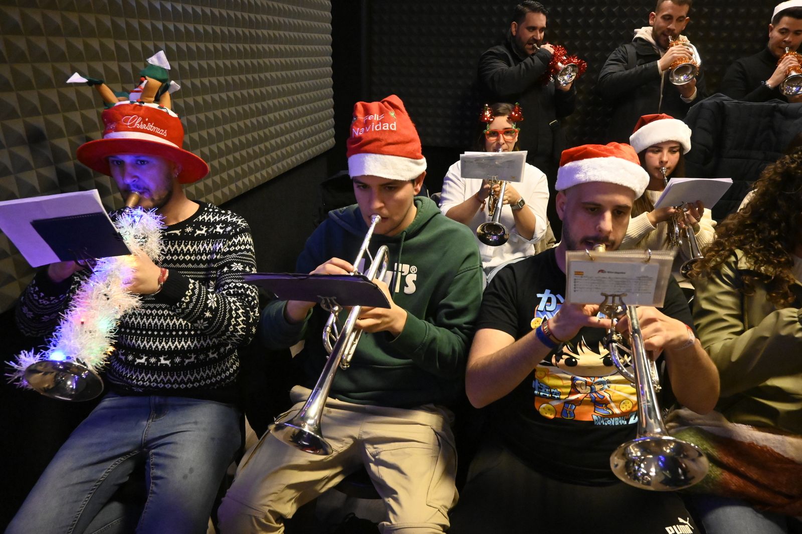 Ensayo preparatorio de la AM Santa Cruz para la cabalgata de Reyes Magos, en Imágenes