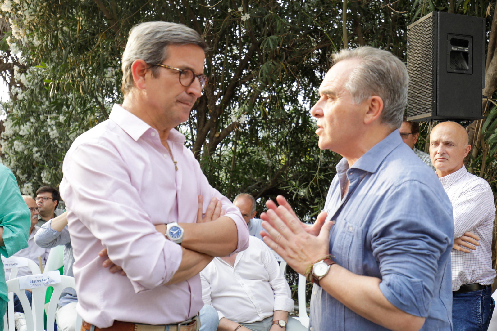 Acto de cierre de campaña del PP. Juanma Moreno, Carmen Crespo, Zoido, Ricardo Sánchez y José Luis Sanz..