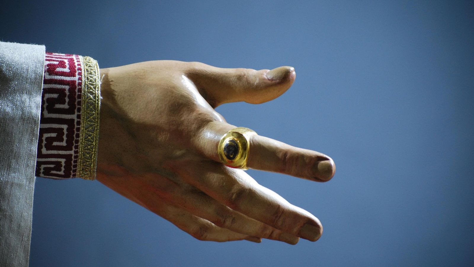 Mano derecha de Poncio Pilatos.