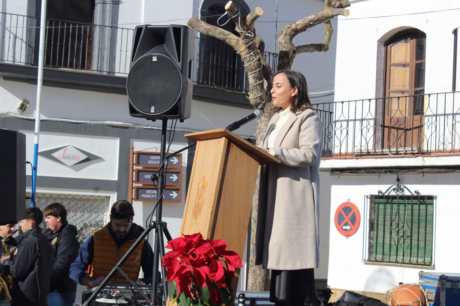 Fotografías de cómo son las Precampanadas de Jabugo con 12 lonchas de jamón