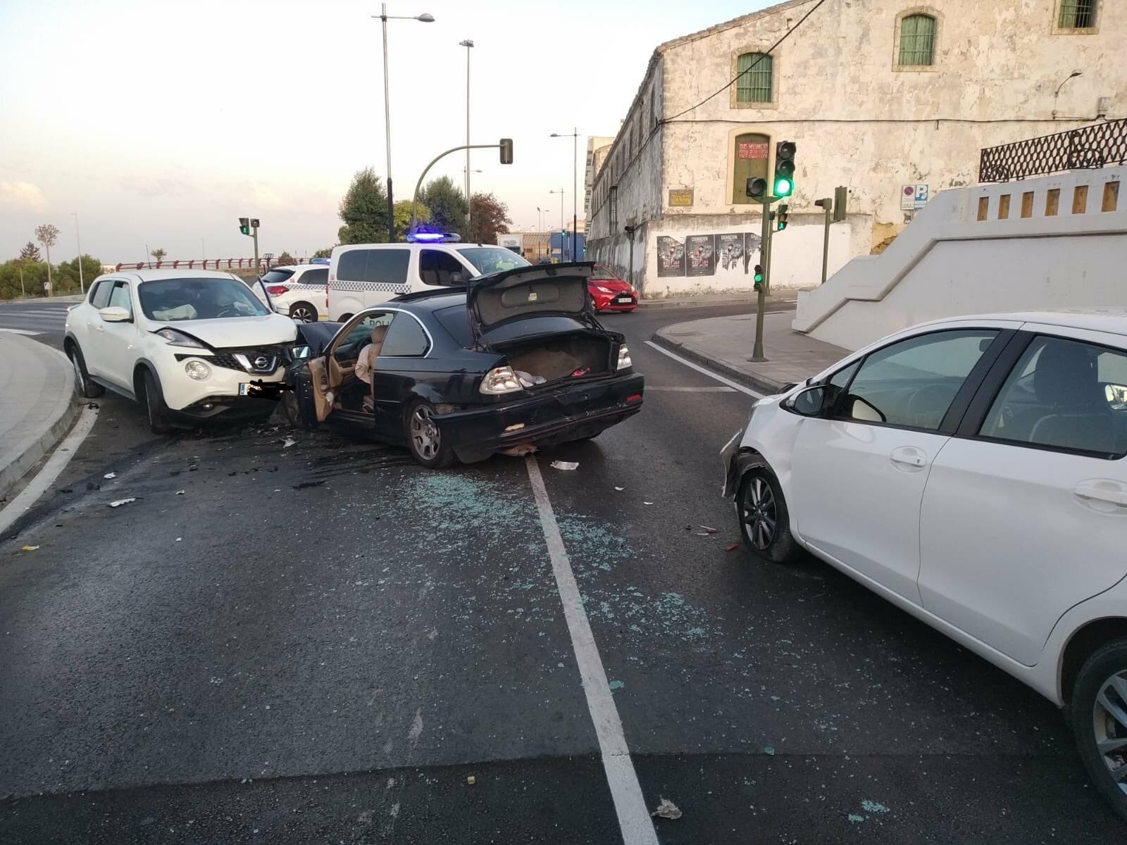 Imagen del estado en el que quedaron los coches implicados.