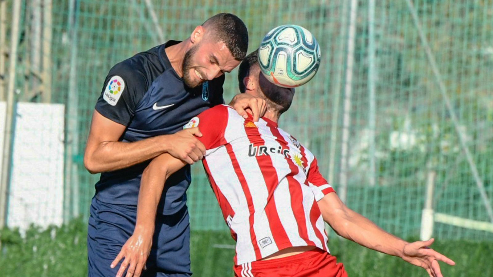 Domingos Duarte formó buena pareja en la zaga con Germán