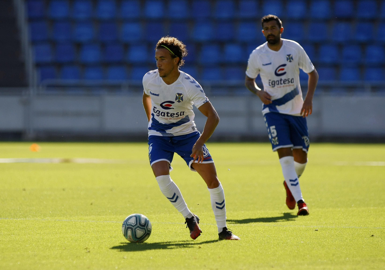 Luis Milla durante un encuentro con el Tenerife
