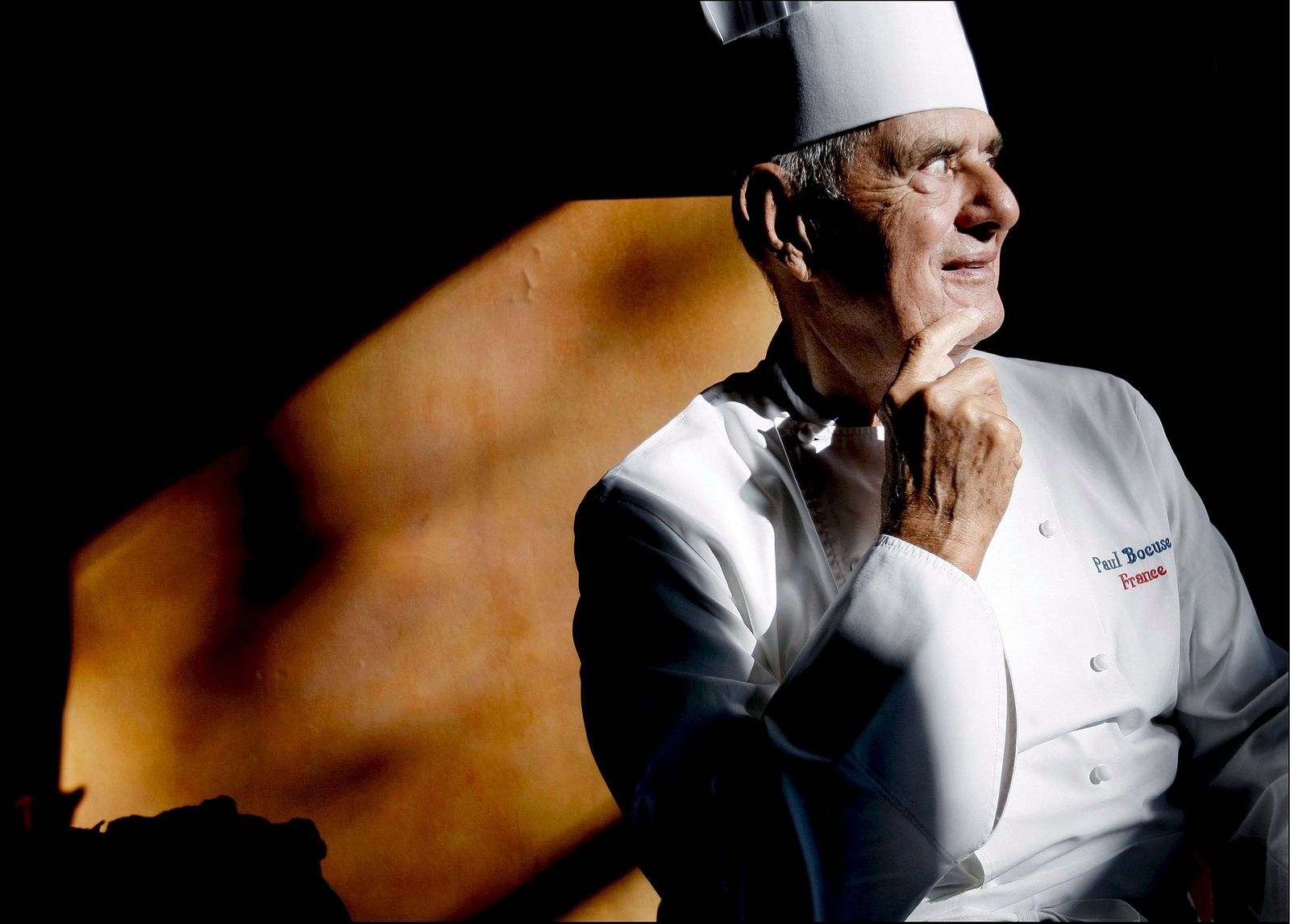 El chef Paul Bocuse en una de sus más célebres retratos