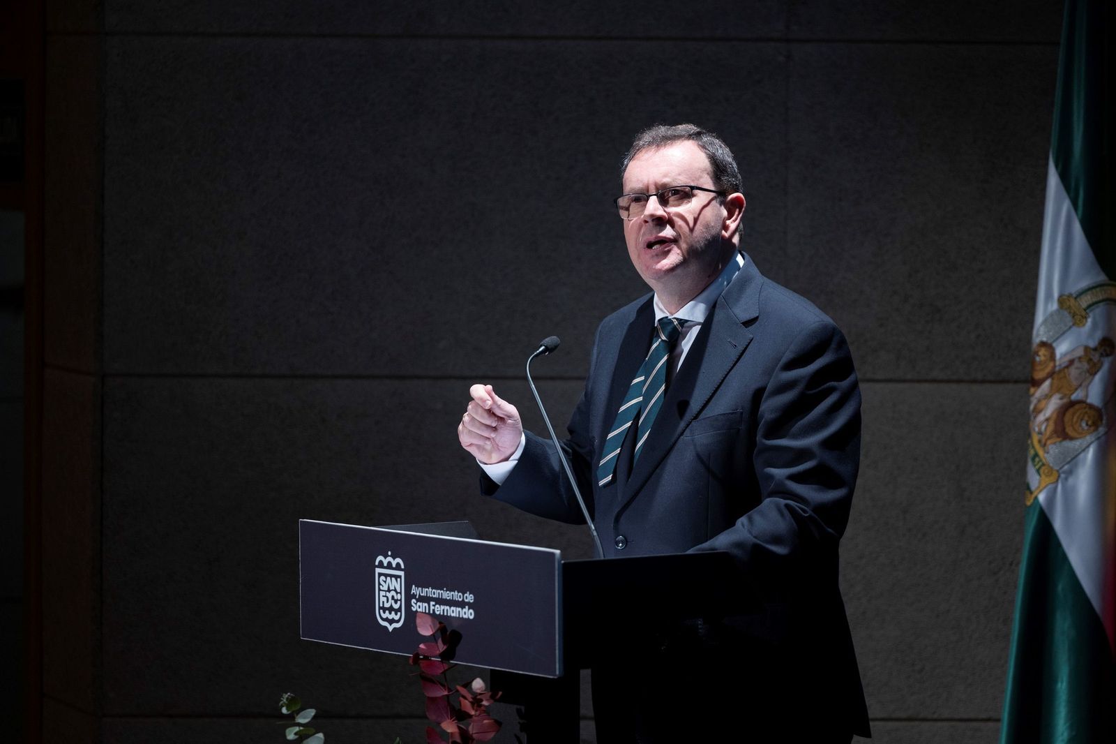 La presentación del cartel de la Semana Santa de San Fernando, en imágenes