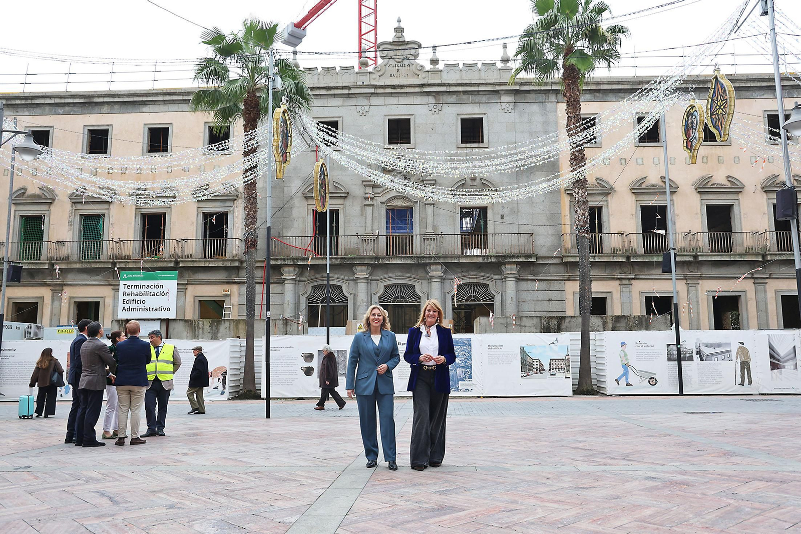 Imágenes de la visita las obras de la antigua Delegación de Hacienda