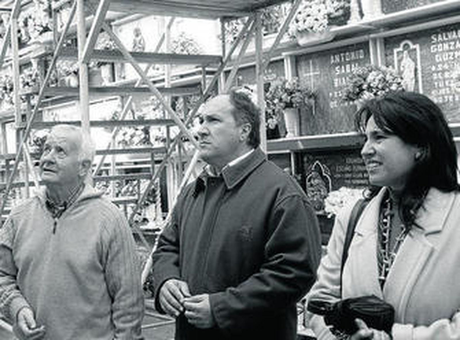 José Ignacio Landaluce (centro) y África Arellano (derecha), en una imagen de archivo.