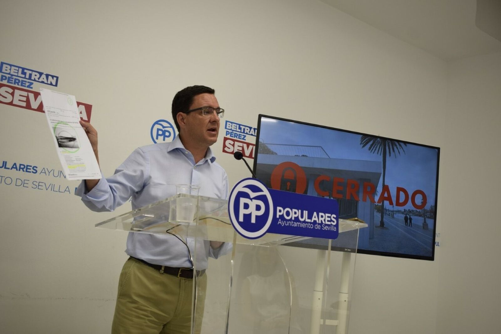 Juan de la Rosa durante la rueda de prensa que ha ofrecido este martes.