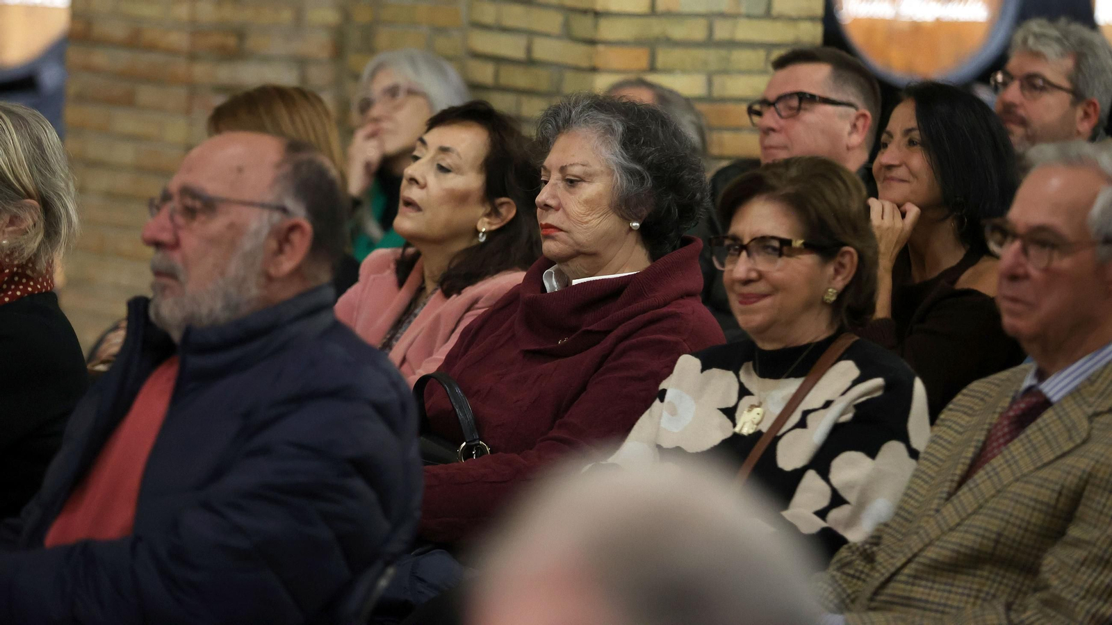 Las fotos de la presentación de 'Sorbos de sacristía', la obra póstuma de Juan Pedro Simó