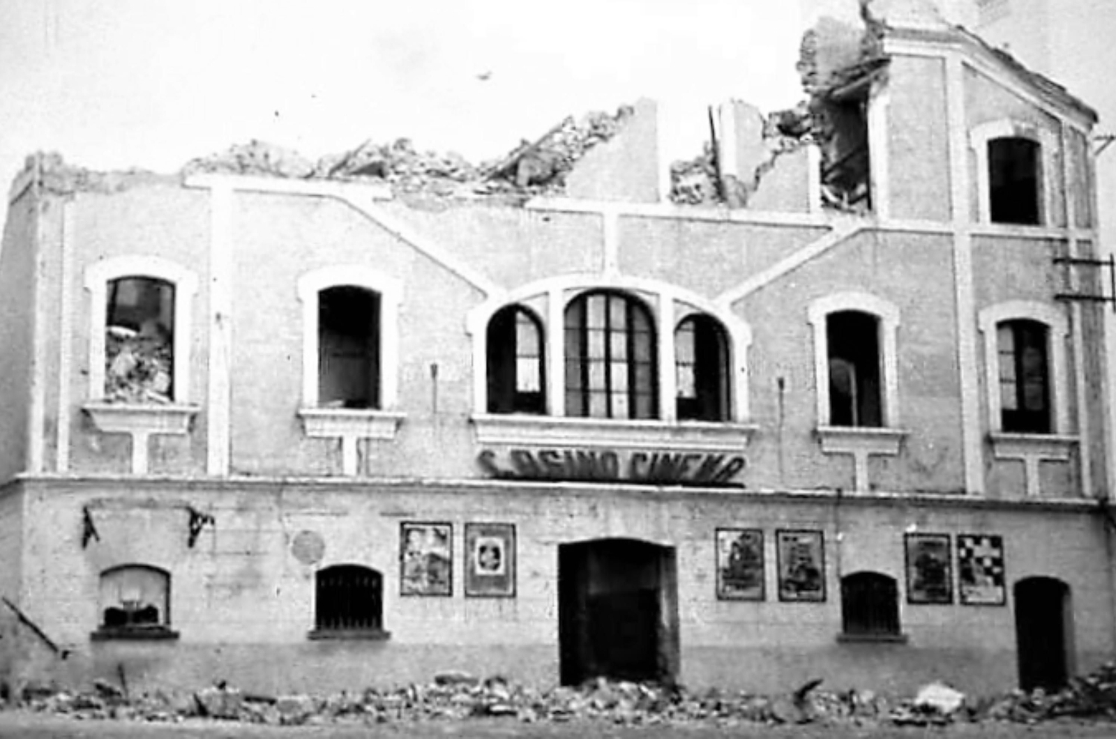 Imagen del Pabellón del Casino agonizando.