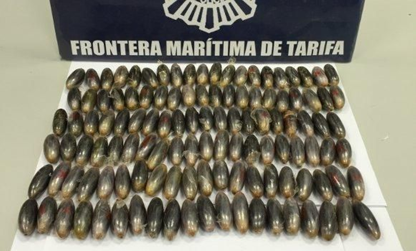 Detenido en el puerto de Tarifa con 120 bellotas de hachís en el estómago