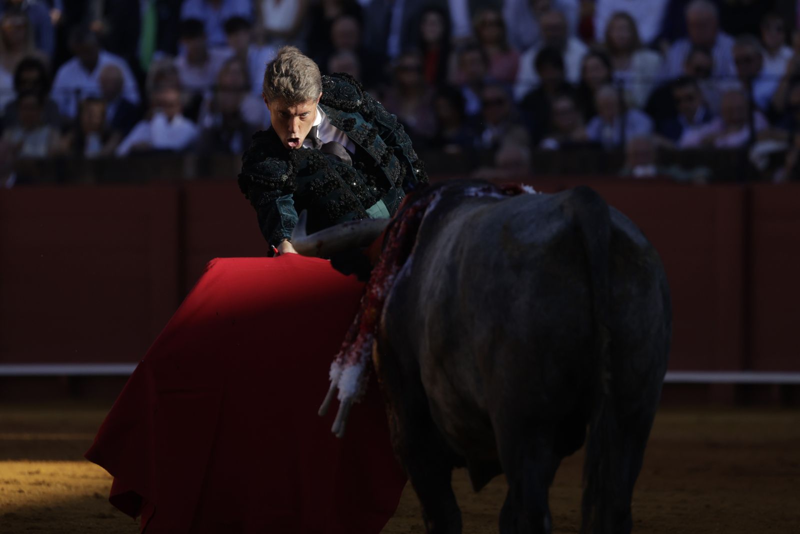 Las imágenes de la corrida de los Victorinos en la Maestranza de Sevilla