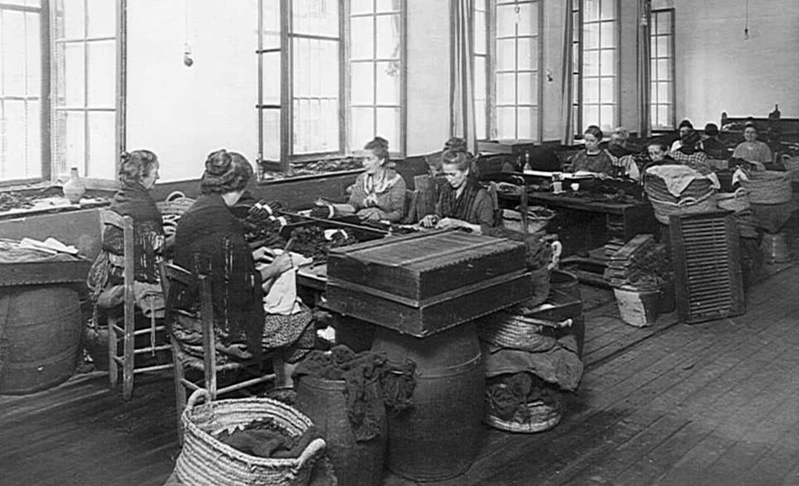 Imágenes inéditas de la vieja fábrica de tabacos de Cádiz