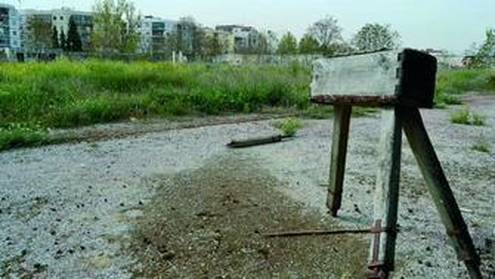 El Ayuntamiento se plantea embargar nuevos solares como medida de presión.