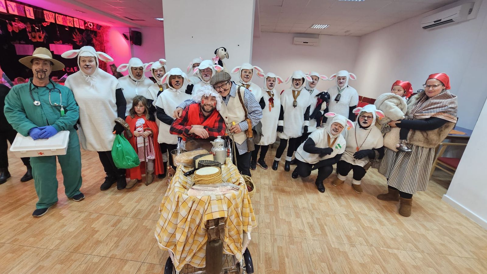 ‘El rebaño más molón’ toma el timón en Bacares y pide más ovejas contra el fuego