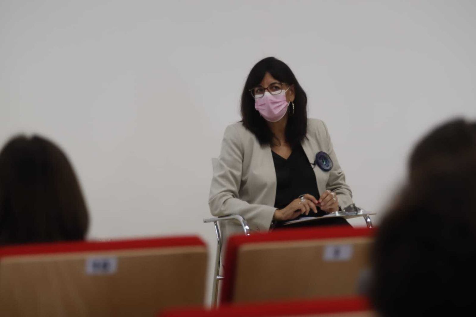 María Antonia Peña en el debate sobre los retos de la Universidad de Huelva.