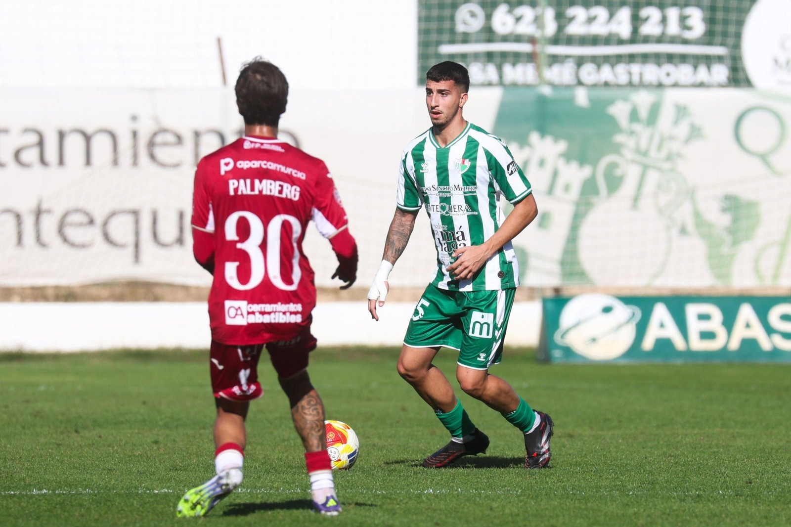 Primera RFEF: Gran victoria del Torremolinos en Teruel y derrota del Antequera ante el Murcia
