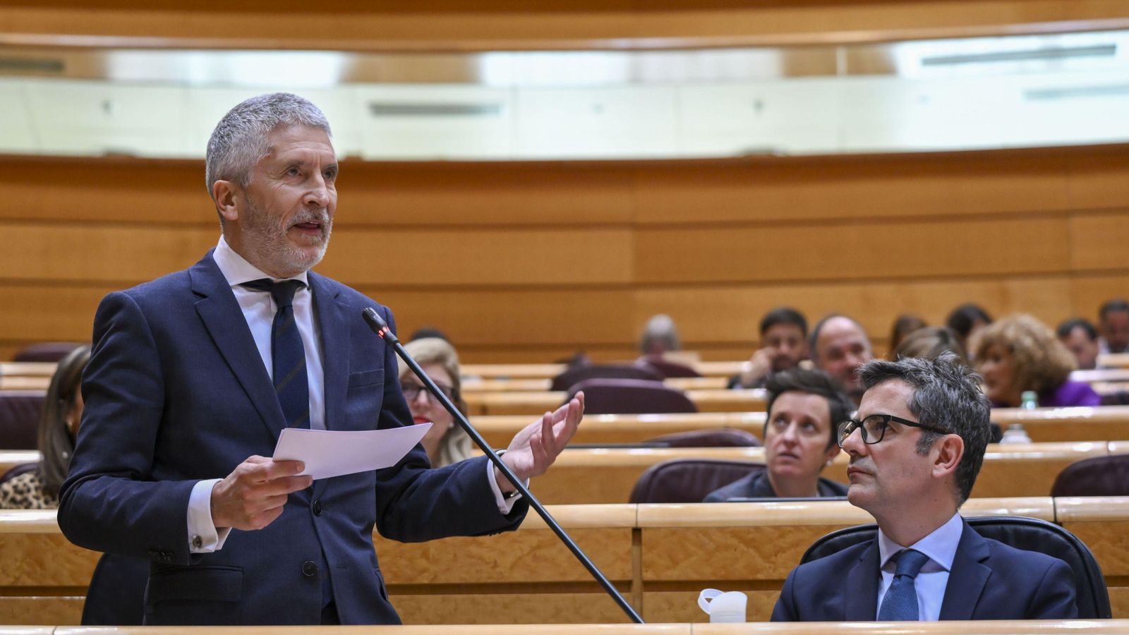 Marlaska responde en el Senado a una pregunta sobre las mafias en Almería