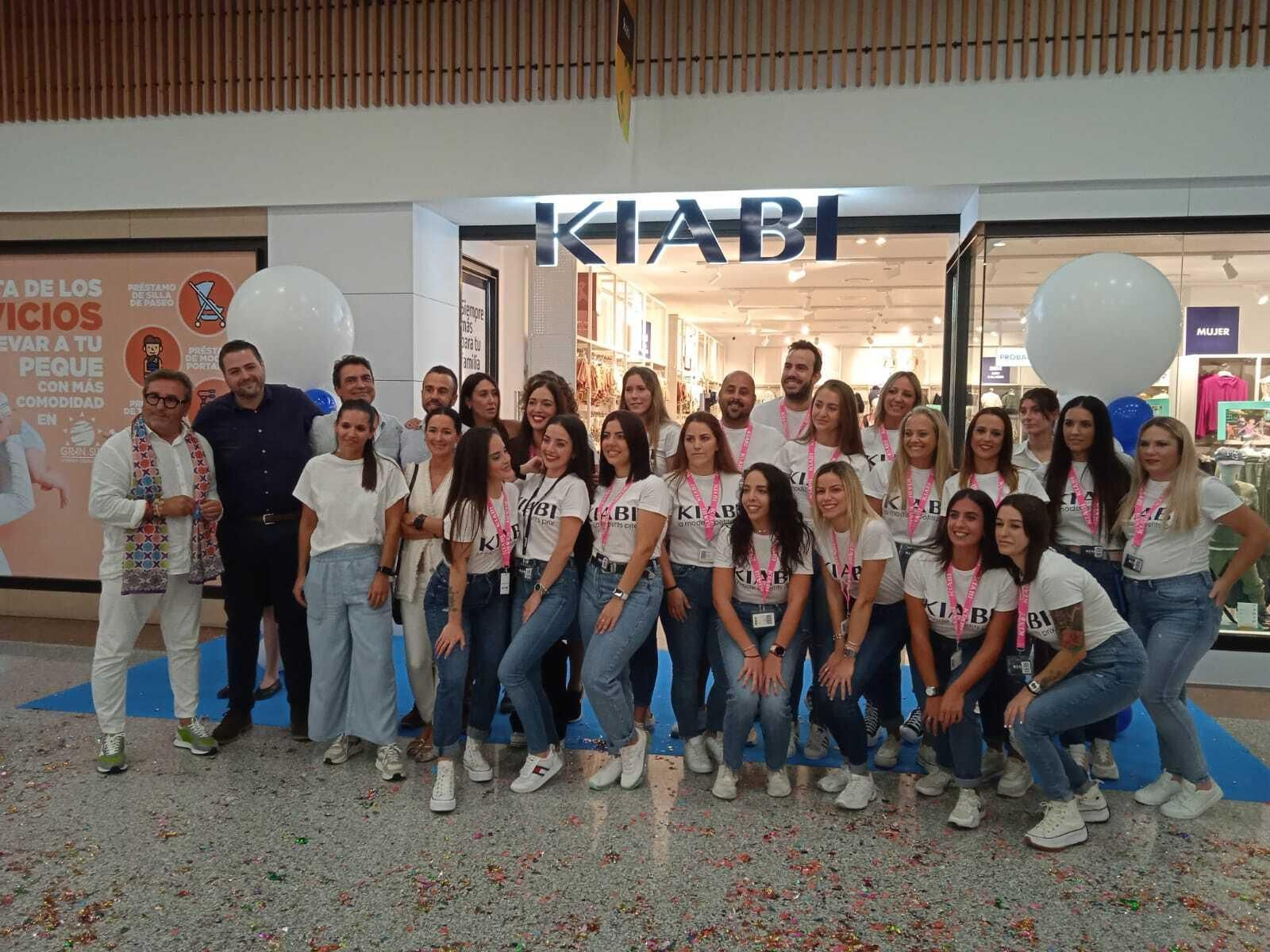La inauguración de Kiabi en La Línea.