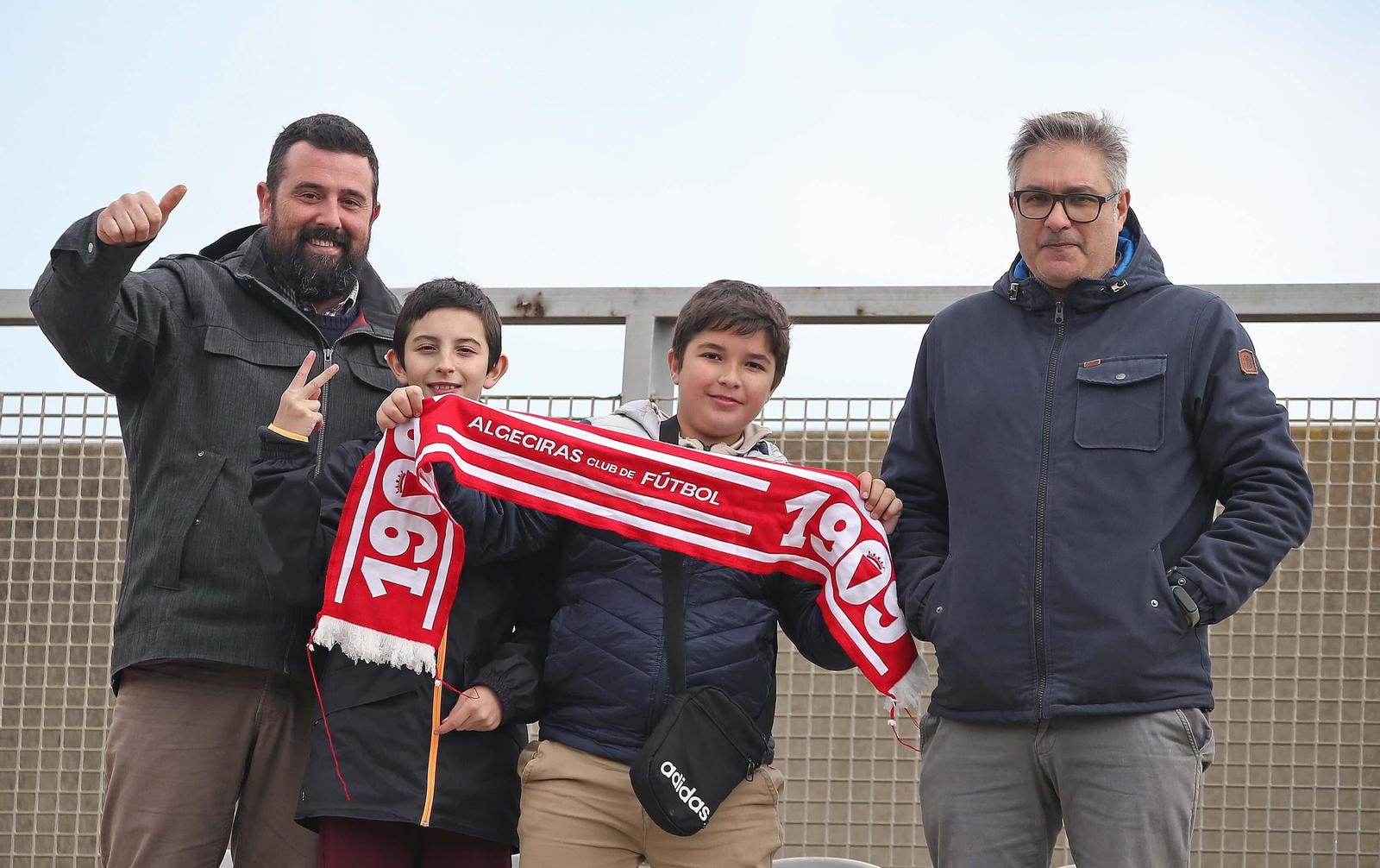 Fotos de la afición durante el Algeciras - Ceuta en el Nuevo Mirador